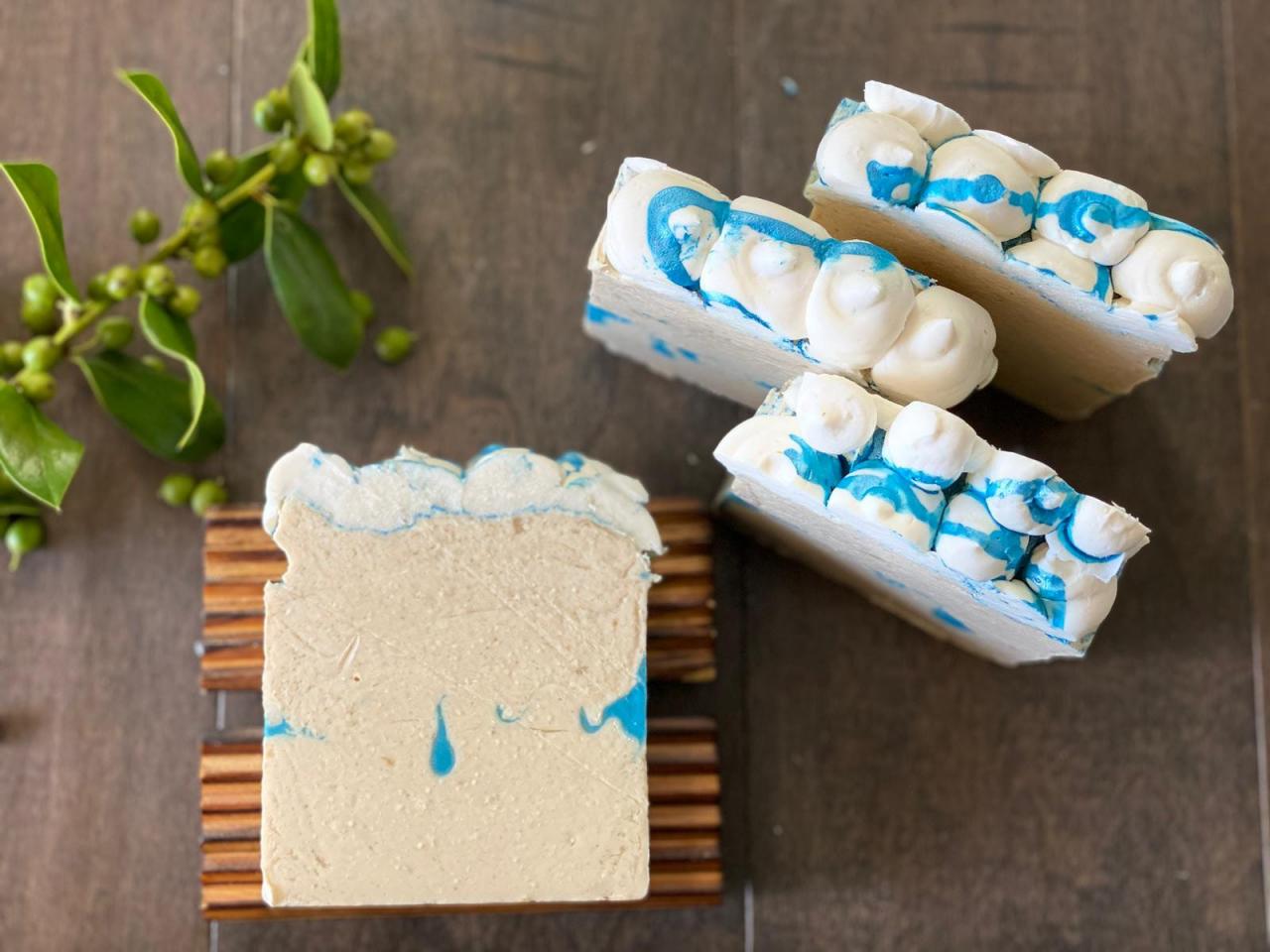 Handmade Natural Artisan Soap, Morning Sky with FROSTING Soap Bar !!!