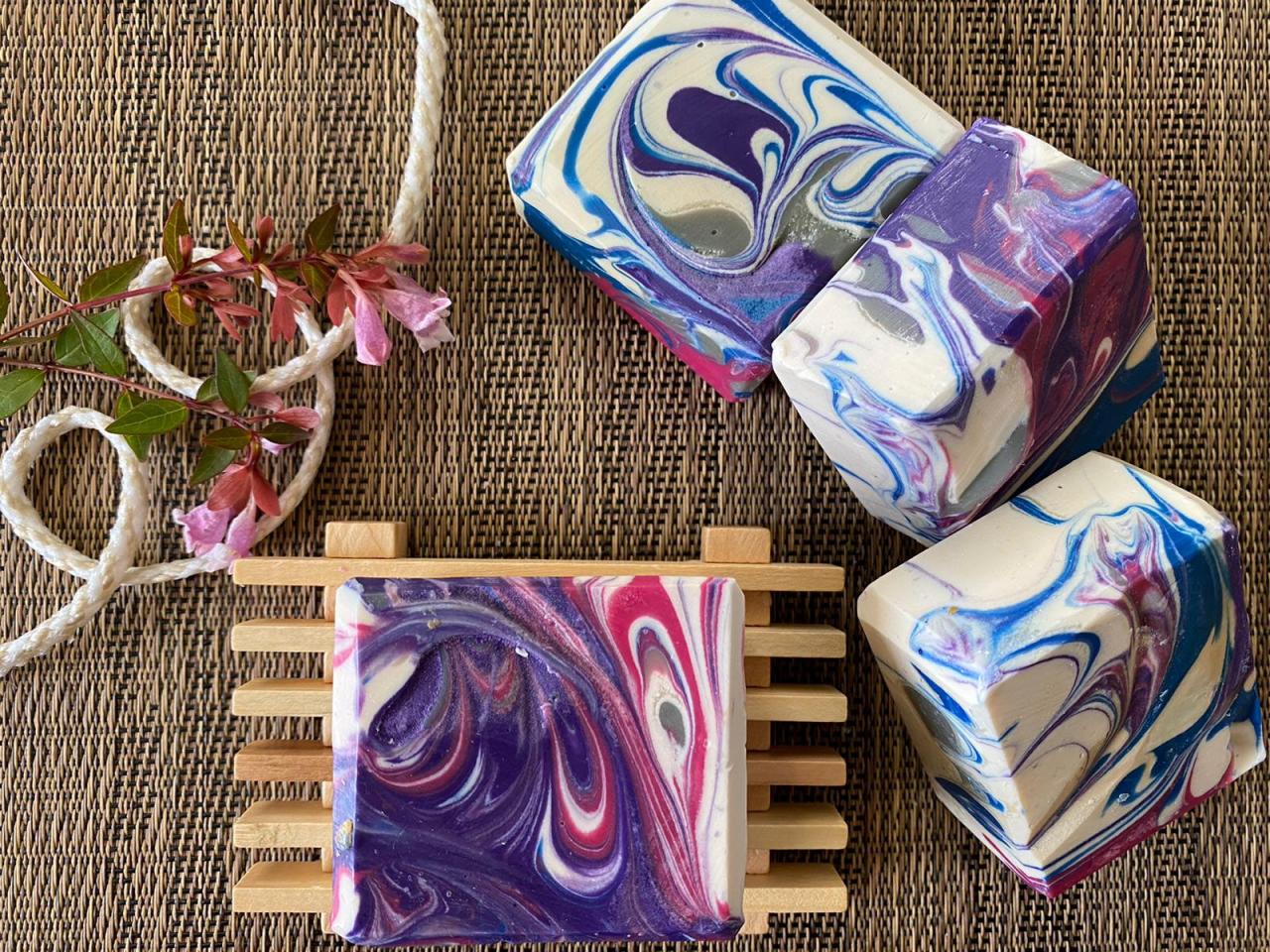 Natural Handmade Soap, Dragon Fragrance Soap Bar , Artisan Soap
