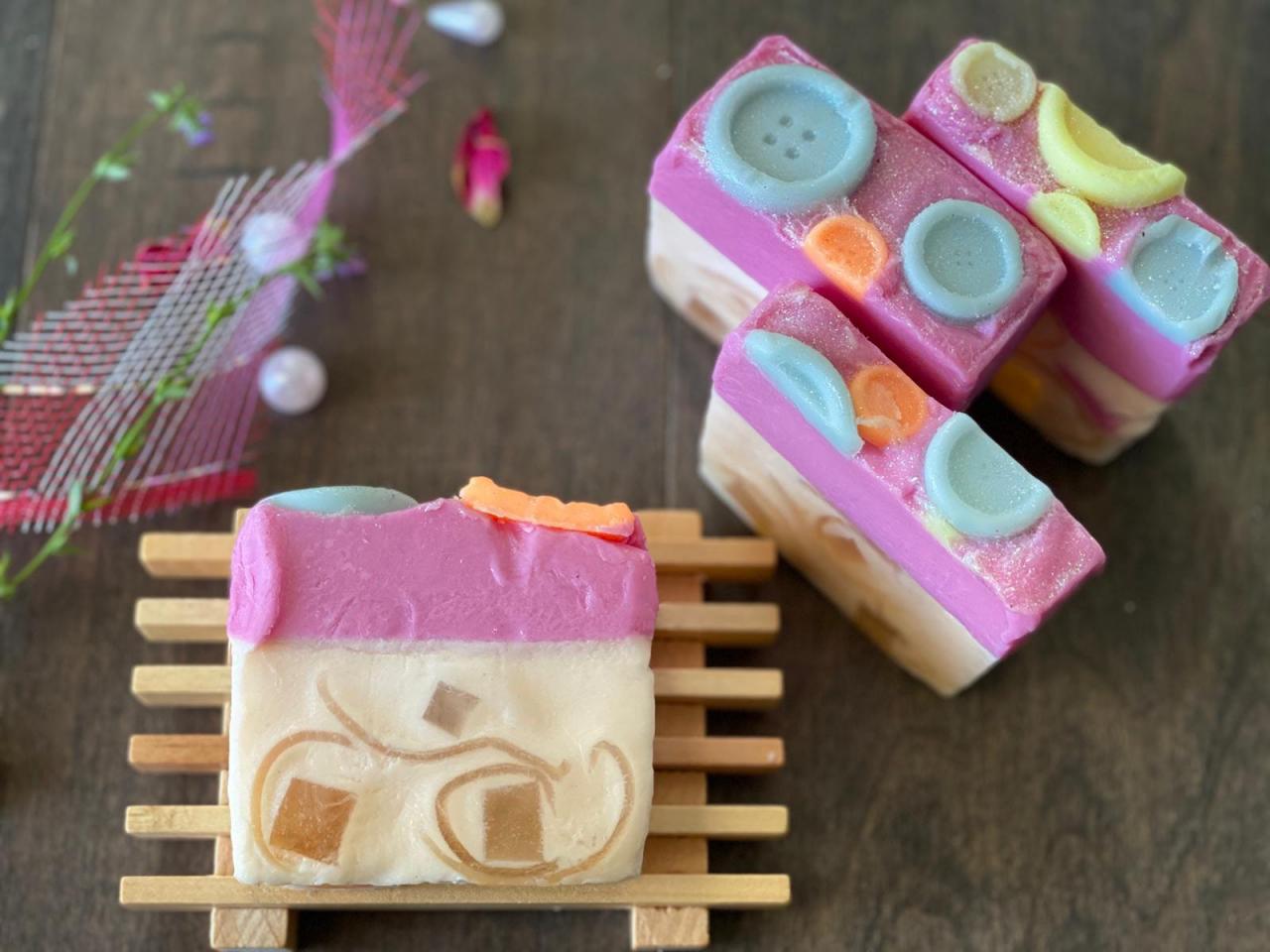 Natural Handmade Soap Bubble Gum Soap